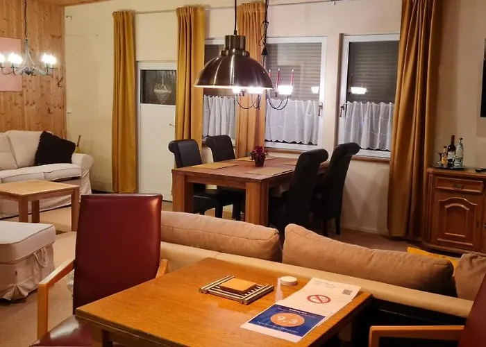 アパート Halle/lettin ハレ